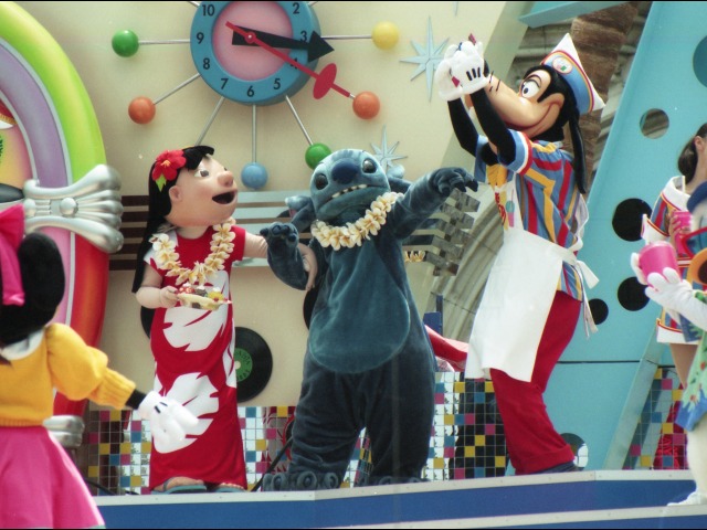 リロ、スティッチ、グーフィー（ディズニー・ロック・アラウンド・ザ・マウス）