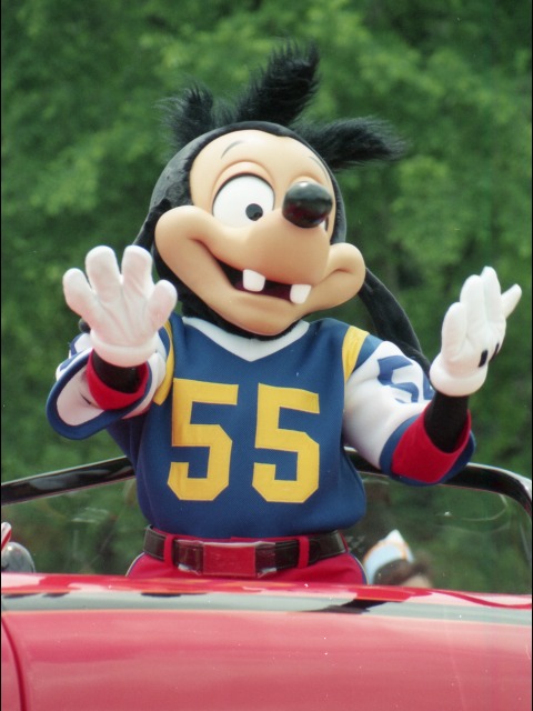 マックス（ディズニー・ロック・アラウンド・ザ・マウス）