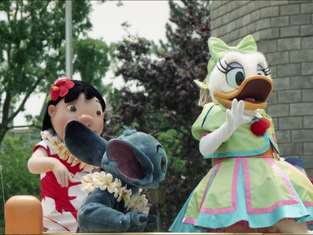 リロ、スティッチ、デイジー（ディズニー・ロック・アラウンド・ザ・マウス）