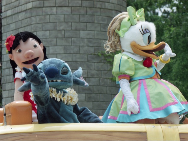 リロ、スティッチ、デイジー（ディズニー・ロック・アラウンド・ザ・マウス）