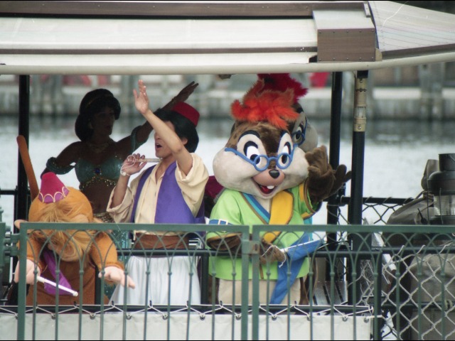 アブー、アラジン、チップ、デール（ミート＆スマイル）