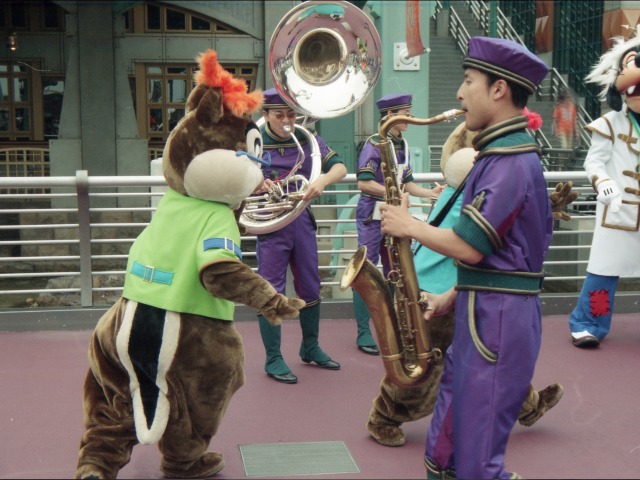 チップとサックス（ディスカバリー・ミュージック・トゥループ）