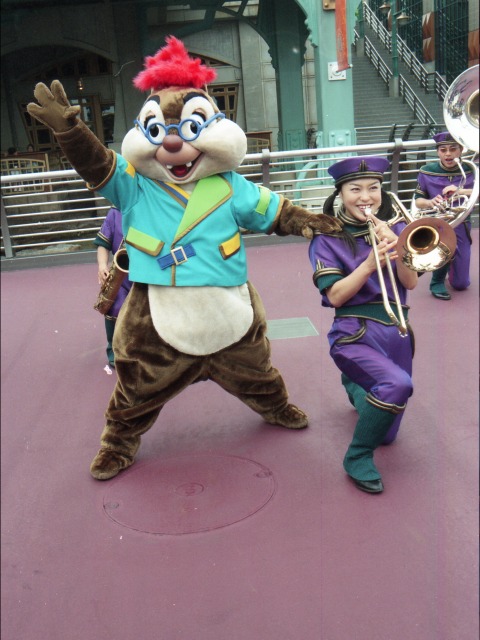 デールとトロンボーン（ディスカバリー・ミュージック・トゥループ）