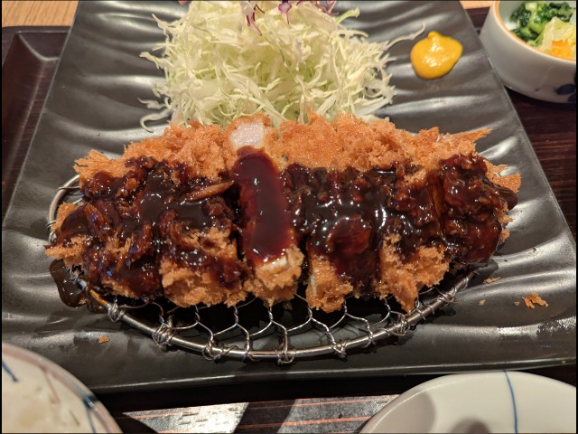 味噌ロースかつ御飯 味噌だれかけ（とんかつ 和幸）