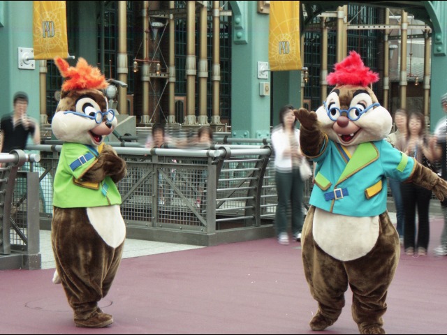 チップとデール（ディスカバリー・ミュージック・トゥループ）