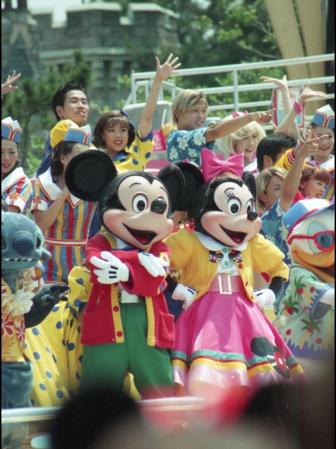 ミッキーとミニー（ディズニー・ロック・アラウンド・ザ・マウス）