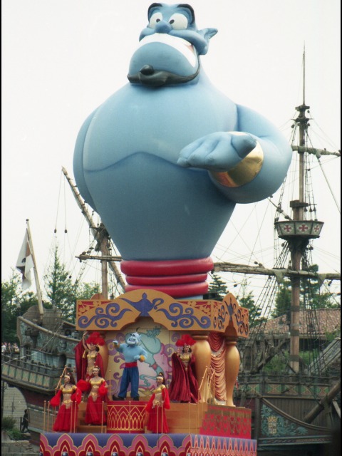 ジーニー船（アラジンのホールニューワールド）