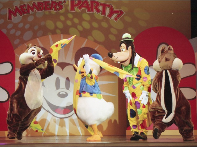 デール、ドナルド、グーフィー、チップ(ファンダフル・ディズニー メンバーズパーティー)
