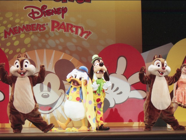 チップ、ドナルド、グーフィー、デール(ファンダフル・ディズニー メンバーズパーティー)