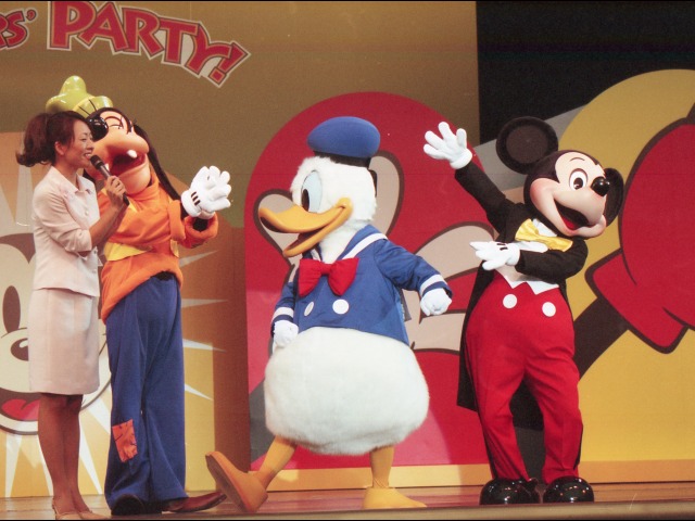 グーフィー、ドナルド、ミッキー(ファンダフル・ディズニー メンバーズパーティー)