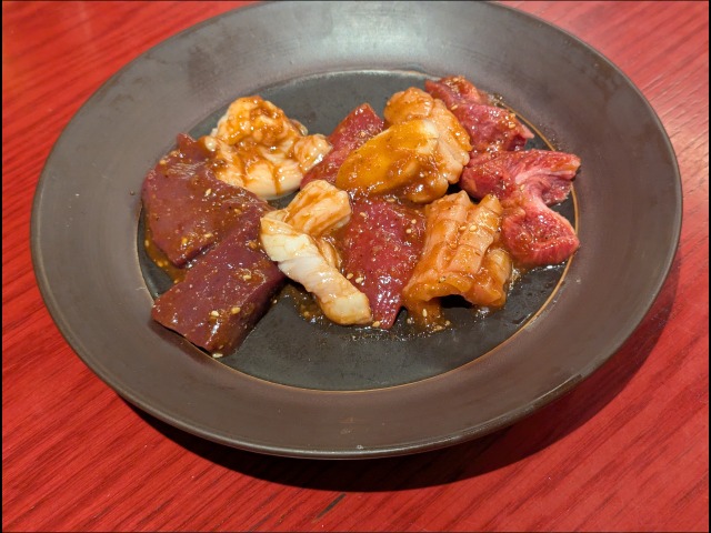 ホルモンMIX(焼肉トラジ)