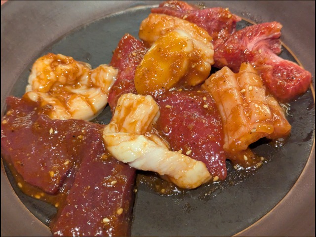 ホルモンMIX アップ(焼肉トラジ)