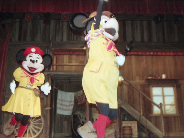 ミニーとミッキー（ディズニーキッズ・サマーアドベンチャー 2005）