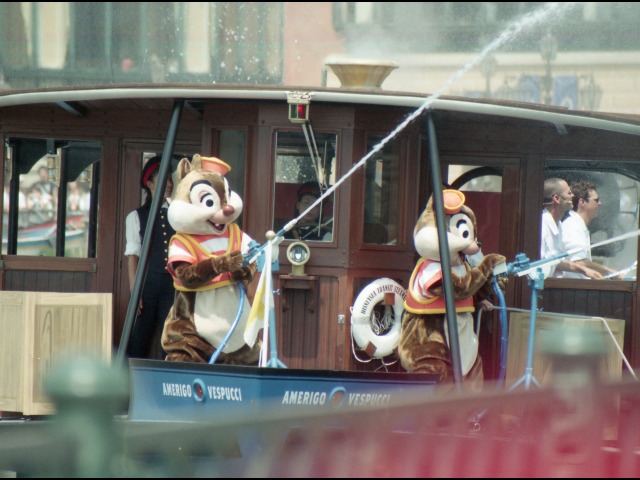 デールとチップ（チップとデールのクールサービス）