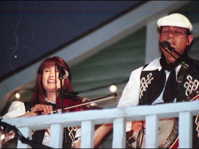 バイオリン（ケープコッド・アイリッシュバンド）