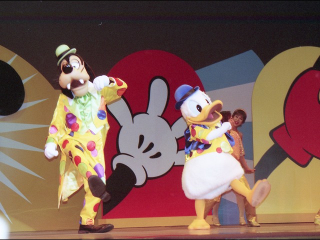 グーフィーとドナルド(ファンダフル・ディズニー メンバーズパーティー)
