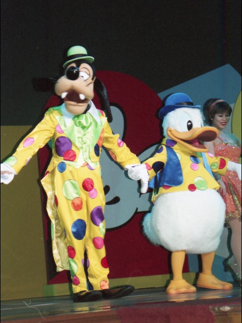 グーフィーとドナルド(ファンダフル・ディズニー メンバーズパーティー)