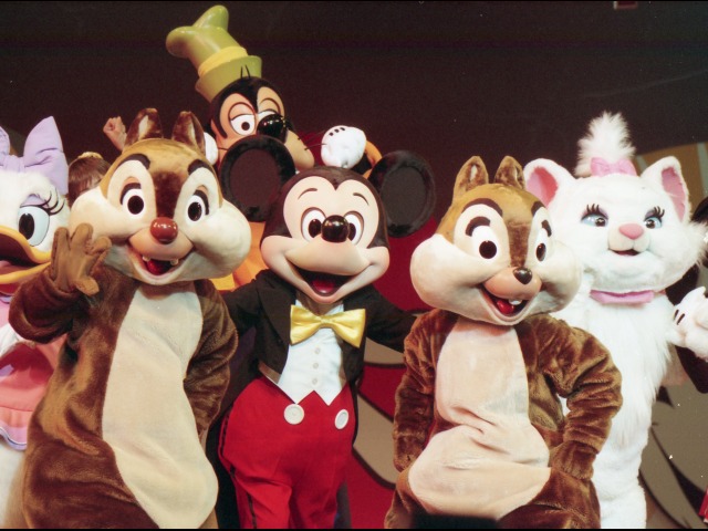 デール、ミッキー、チップ、マリー（ファンダフル・ディズニー メンバーズパーティー）