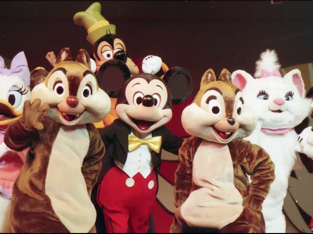 デール、ミッキー、チップ、マリー（ファンダフル・ディズニー メンバーズパーティー）