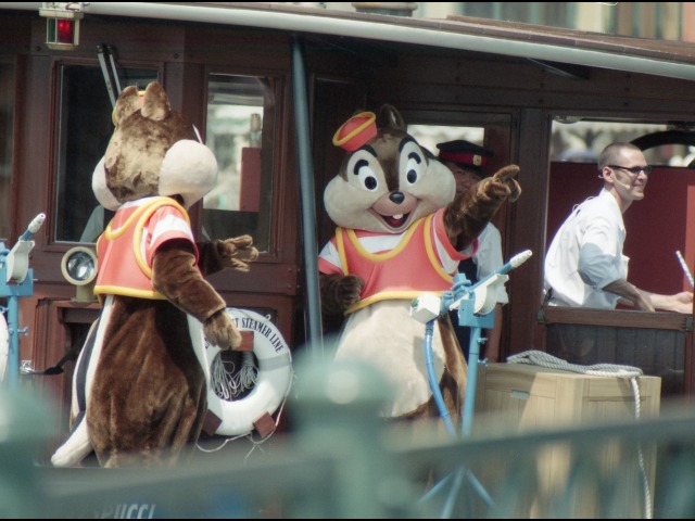 デールとチップ（チップとデールのクールサービス）