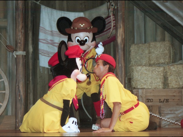 ミニーとミッキーと・・・（ディズニーキッズ・サマーアドベンチャー）