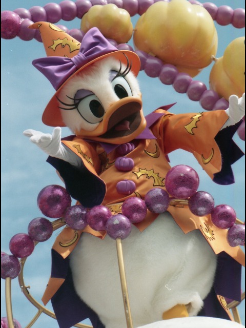 デイジーダック（ディズニー・ハロウィーン・パレード 2005）