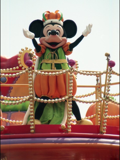 ミッキーマウス（ディズニー・ハロウィーン・パレード 2005）