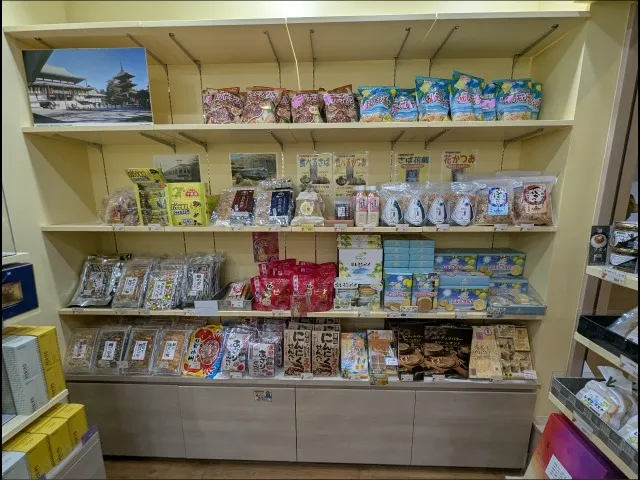 商品棚(千葉トレードマルシェ)