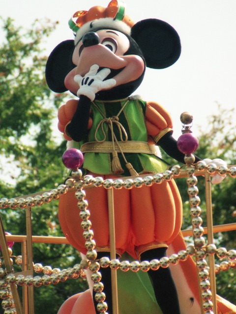 ミッキーマウス（ディズニー・ハロウィーン・パレード 2005）