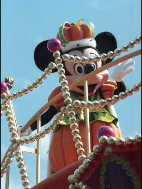 ミッキーマウス（ディズニー・ハロウィーン・パレード 2005）