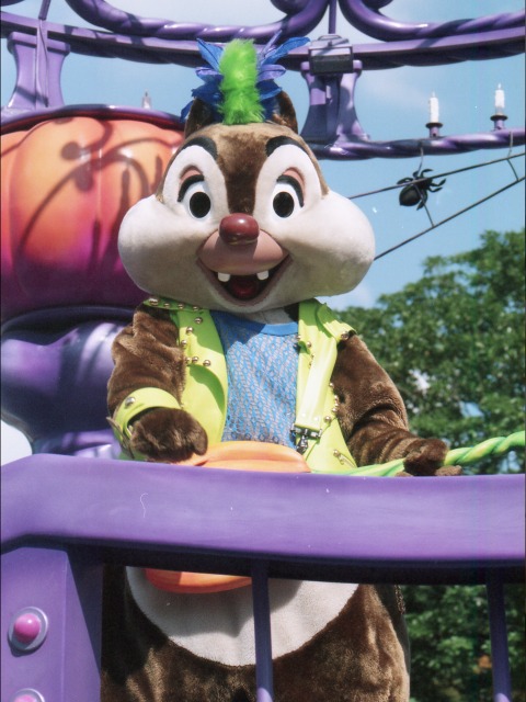 デール（ディズニー・ハロウィーン・パレード 2005）