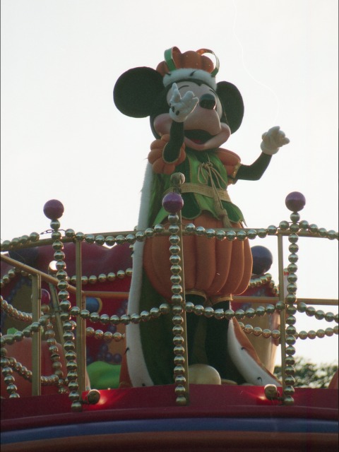 ミッキーマウス（ディズニー・ハロウィーン・パレード 2005）