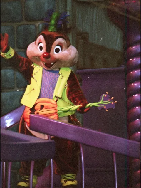 デール（ディズニー・ハロウィーン・パレード 2005）