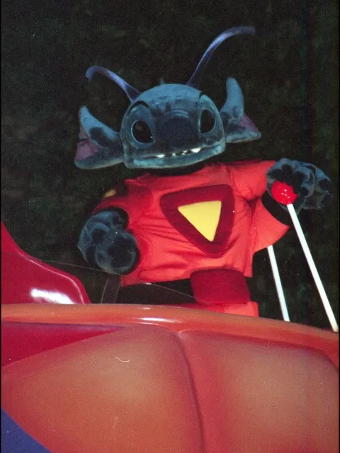 スティッチ（ディズニー・ハロウィーン・パレード 2005）