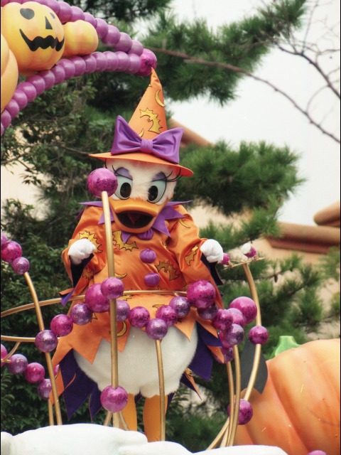 デイジーダック（ディズニー・ハロウィーン・パレード 2005）