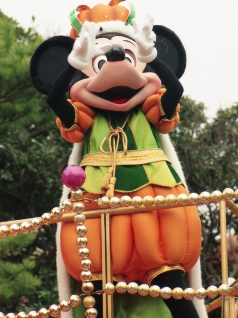 ミッキーマウス（ディズニー・ハロウィーン・パレード 2005）