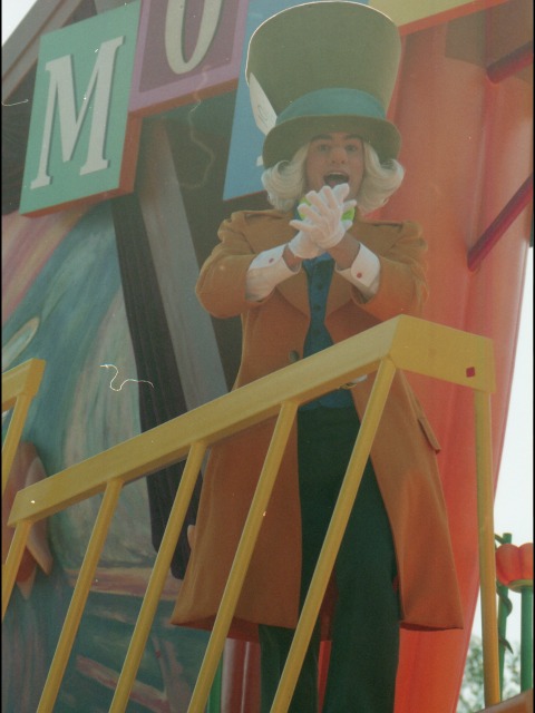 マッドハッター（ディズニー・ハロウィーン・パレード 2005）