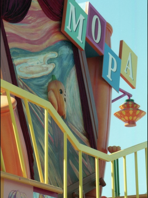 ムンクの「叫び」かぼちゃ（ディズニー・ハロウィーン・パレード 2005）