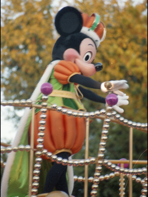 ミッキーマウス（ディズニー・ハロウィーン・パレード 2005）