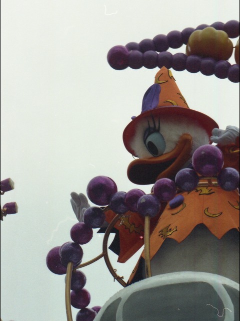 デイジーダック（ディズニー・ハロウィーン・パレード 2005）