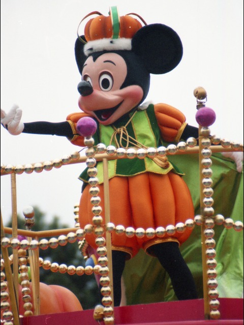 ミッキーマウス（ディズニー・ハロウィーン・パレード 2005）