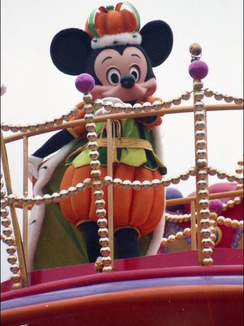ミッキーマウス（ディズニー・ハロウィーン・パレード 2005）