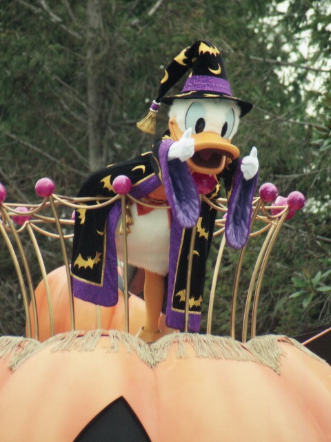 ドナルドダック（ディズニー・ハロウィーン・パレード 2005）
