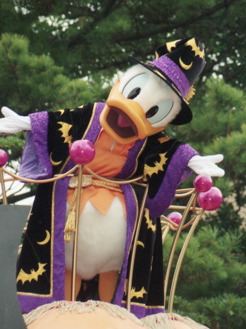 ドナルドダック（ディズニー・ハロウィーン・パレード 2005）