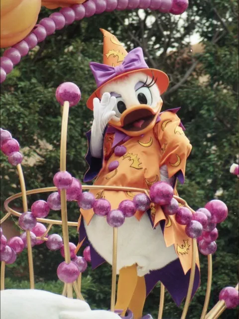デイジーダック（ディズニー・ハロウィーン・パレード 2005）