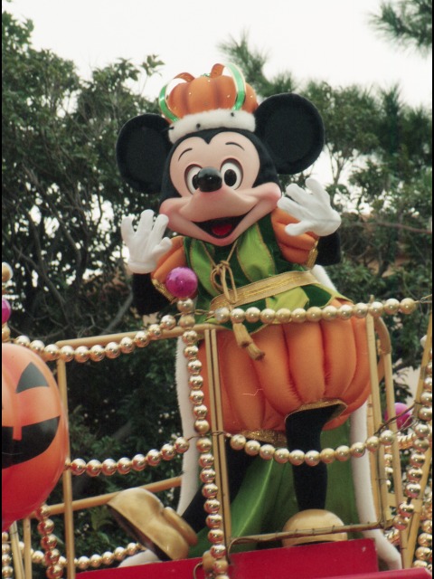 ミッキーマウス（ディズニー・ハロウィーン・パレード 2005）