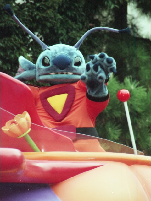 スティッチ（ディズニー・ハロウィーン・パレード 2005）