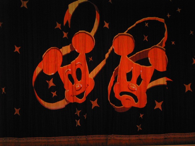 悲喜のミッキー（ワンス・アポン・ア・マウス）