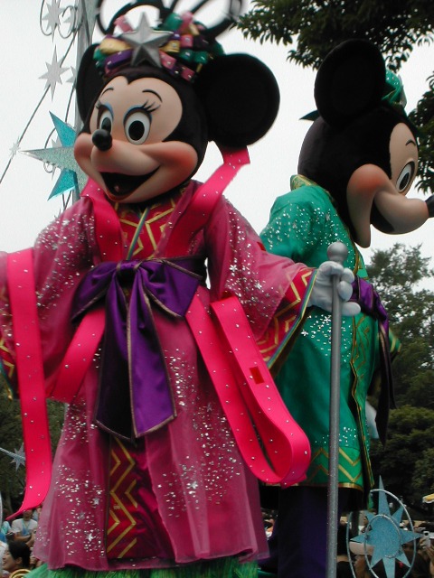 ミニーとミッキー（ディズニー・スターフェスティバル 2003）