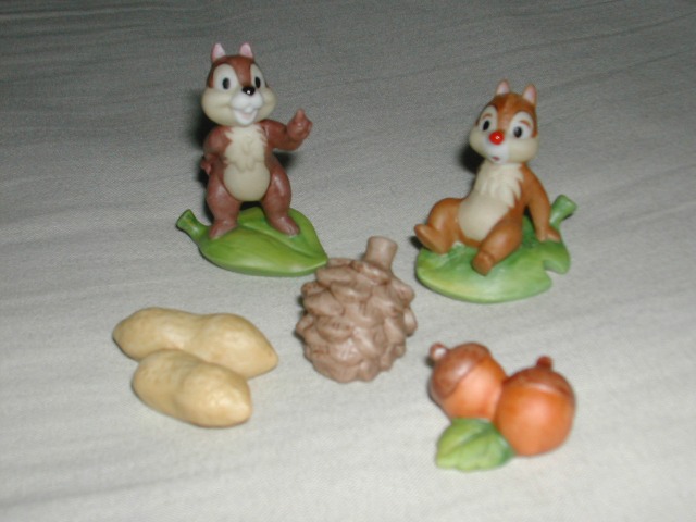 チップとデールと木の実の箸置き